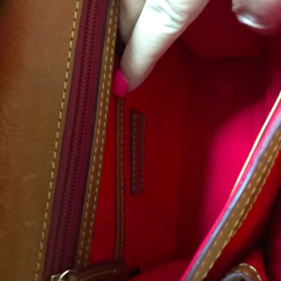 D&B Florentine Crossbody in NATURAL 😍🔥 - Picture 8 of 9